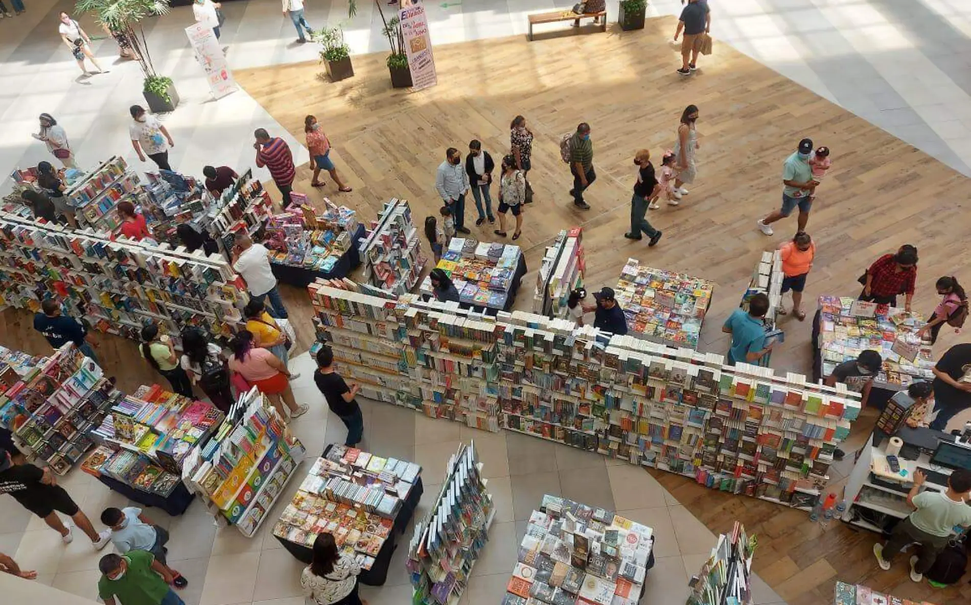 Llega feria de libros a Altama